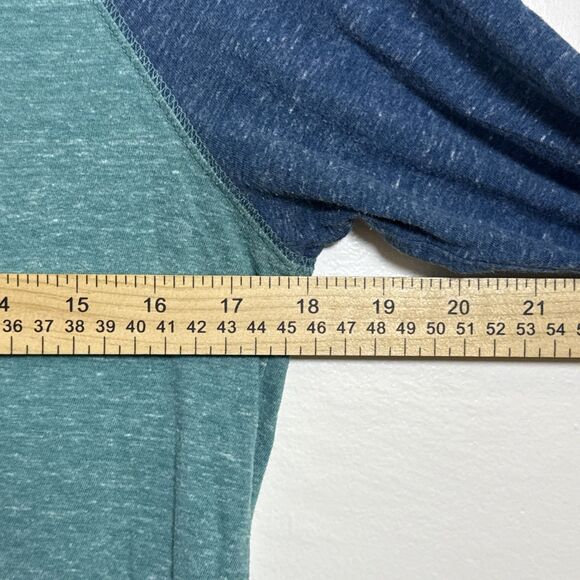 Express Men’s 3/4 Sleeve Tee Shirt Size XS Green & Blue Soft Baseball Style - Picture 5 of 6